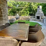 Muraj-kornic, Krk
