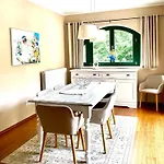 Muraj-kornic, Krk Villa *