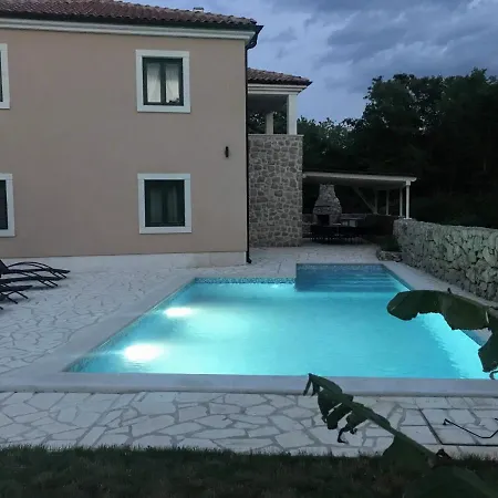 Muraj-kornic, Krk Kornić