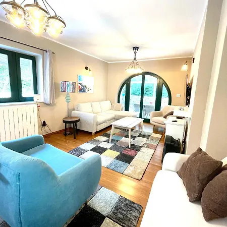 Muraj-kornic, Krk Villa Kornić